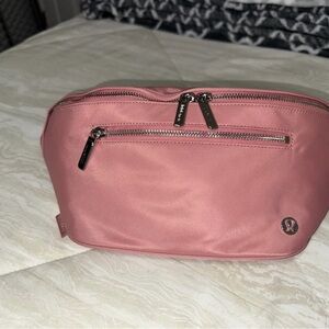 Lululemon Athletica Rose Cosmetic Bag